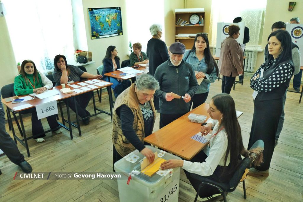 Gümrü'de yerel seçim: Muhalefet gönülsüzce de olsa Komünist Parti adayı etrafında birleşiyor